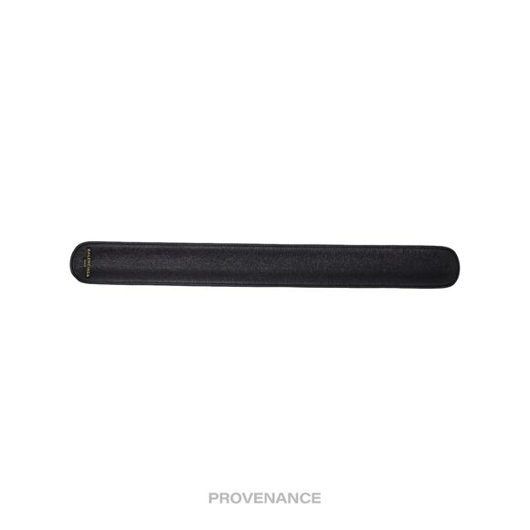 🔴 Balenciaga Slap Bracelet - Black Leather - Picture 2 of 4